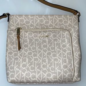 Calvin Klein Crossbody